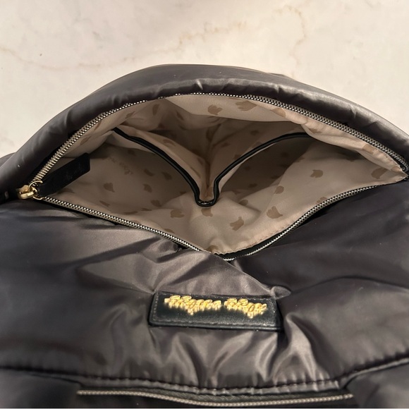 Itzy Ritzy Dream Convertible Diaper Bag - Backpack/Tote Diaper Bag - Black - Picture 10 of 13